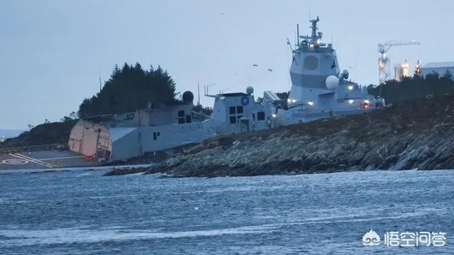 挪威的宙斯盾舰为什么一撞就沉没了？对此你怎么看？