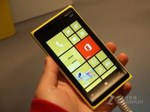 诺基亚920T长沙天天手机平台售2650元