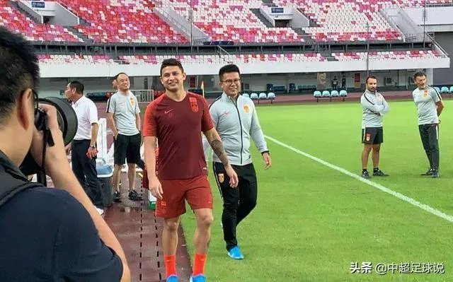 世预赛国足客场对马尔代夫，艾克森会首发吗，会有进球吗？