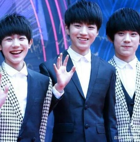 王源千玺零点为王俊凯庆生，两人的称呼谁注意到了？