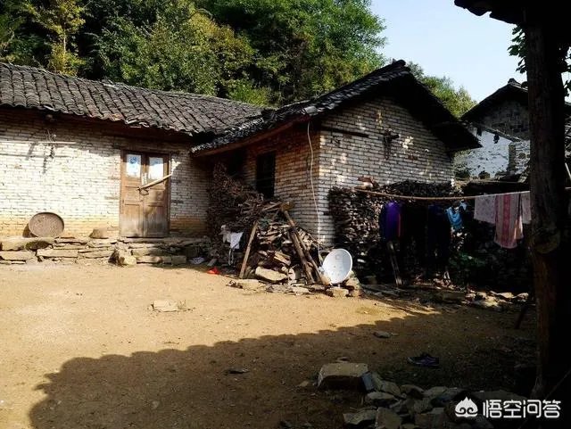 为什么有人说觉得小时候时间过得很慢，而成年后时间一会就过去？