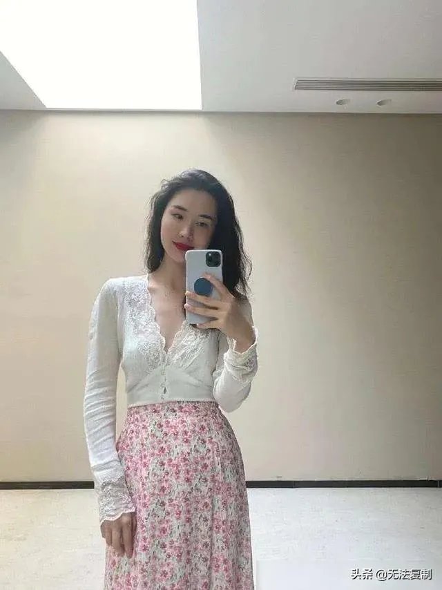 你觉得蒋凡总裁夫人和张大奕谁漂亮？为什么？