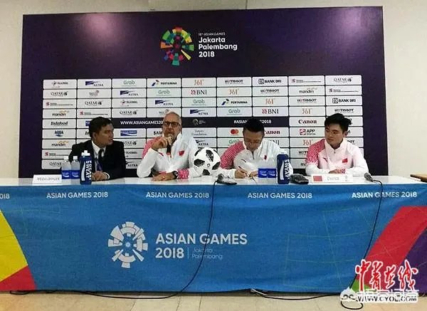 亚运会国足惜败沙特，有球迷说输球责任全在教练，球员们尽力了，你怎么看？