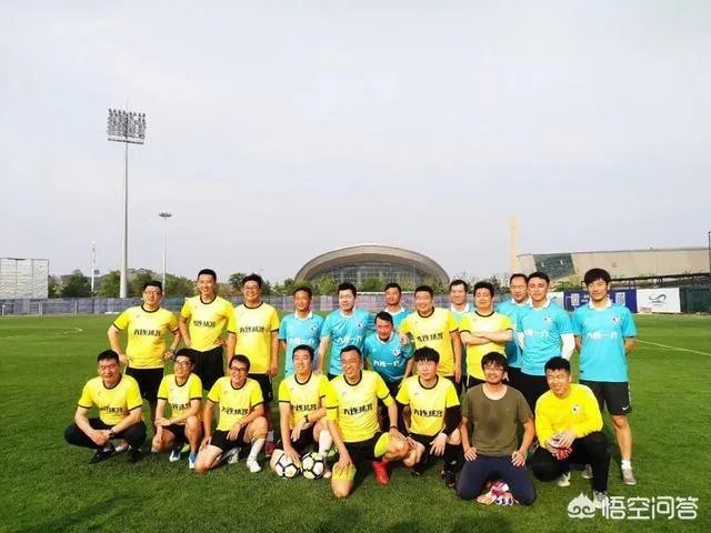 传闻大连一方总经理周军将引入王寿挺、毕津浩两名申花球员，为什么一些大连球迷不满？