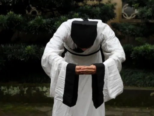 中国古代双手抱拳举过头顶鞠躬这是什么拜礼