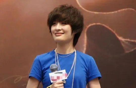 曾轶可父亲是谁,曾轶可多少岁及资料