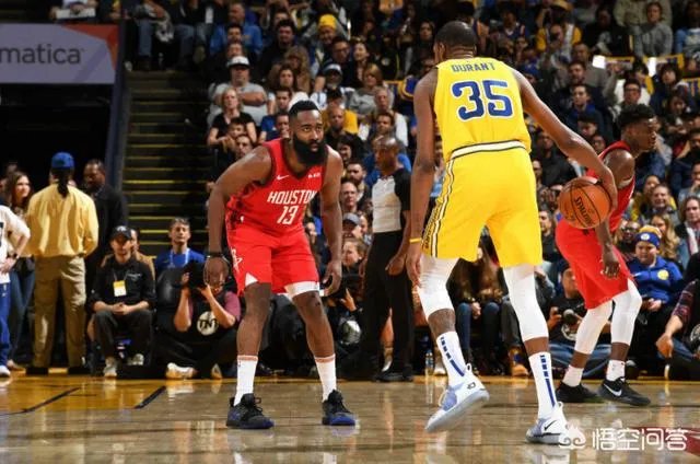 火勇裁判报告官宣，杜兰特界外救球是因哈登先犯规，火箭绝杀三分未提及，你怎么看？