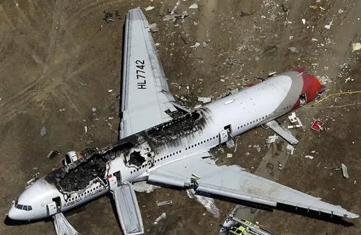 东航客机失事地曾发强