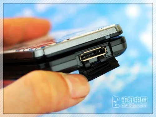 炫彩随心换 夏普SH6018C换壳靓机评测