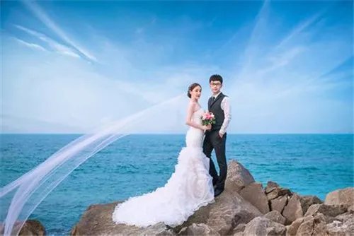 三亚哪个婚纱摄影比较好 三亚拍婚纱照隐性消费