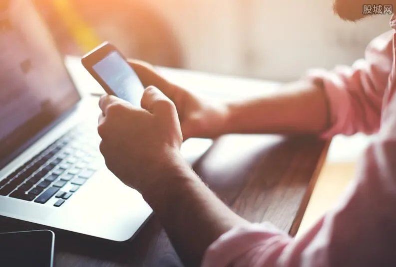 糖果f11什么时候上市 糖果f11售价是多少？