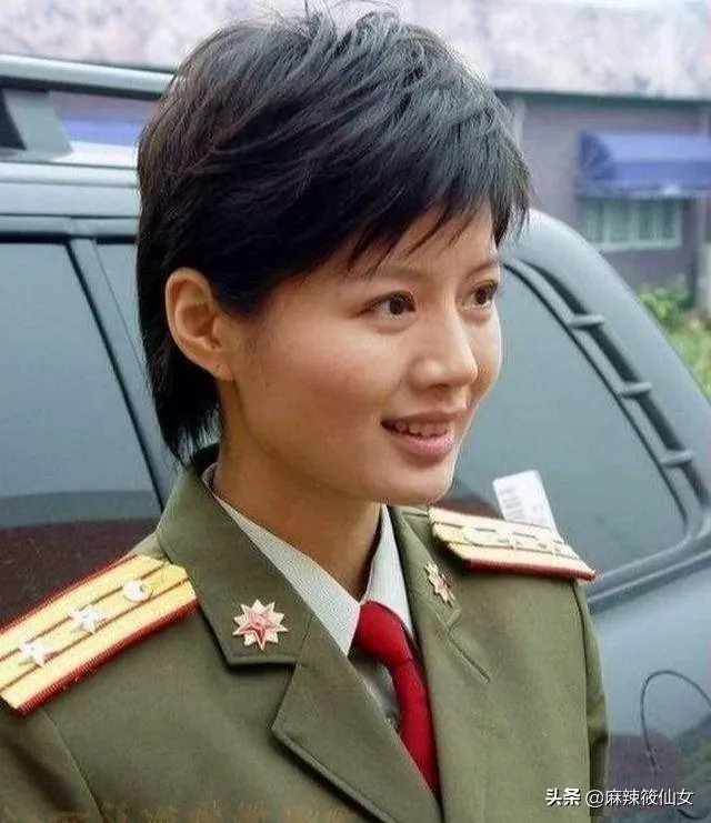 与傅程鹏离婚后，独自抚养儿子的程愫现状怎么样了？