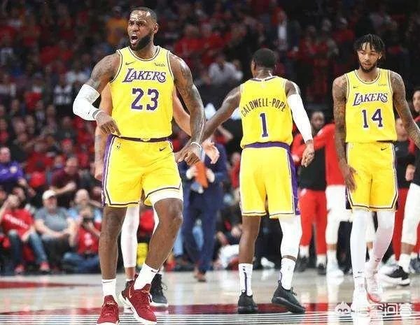 湖人三连胜，詹姆斯是不是可以休息了？