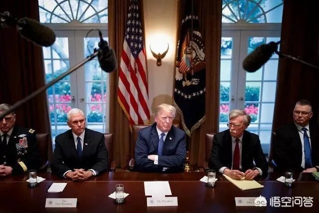 特朗普后院起火，面临弹劾，攻击叙利亚是转移视线吗？