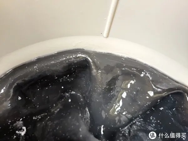 RO净水机到底选有桶还是无桶？拆解使用6年的压力桶给你结论