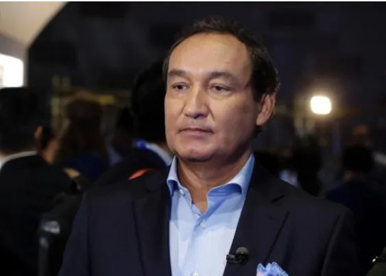 美联航重新道歉是怎么回事？