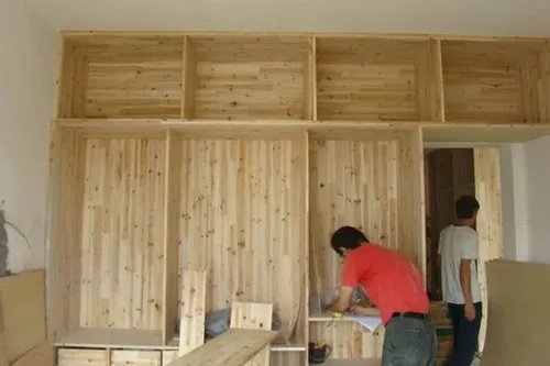 入墙衣柜的优缺点有哪些 入墙衣柜的利弊分解