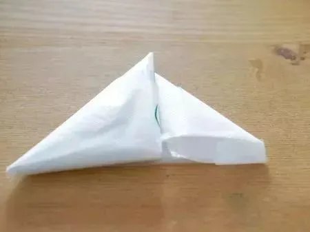 你扔的每一个塑料袋，都会回到你的餐桌上