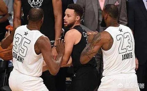 如果需要最后超高难度三分绝杀，科比、库里、哈登你会选谁？