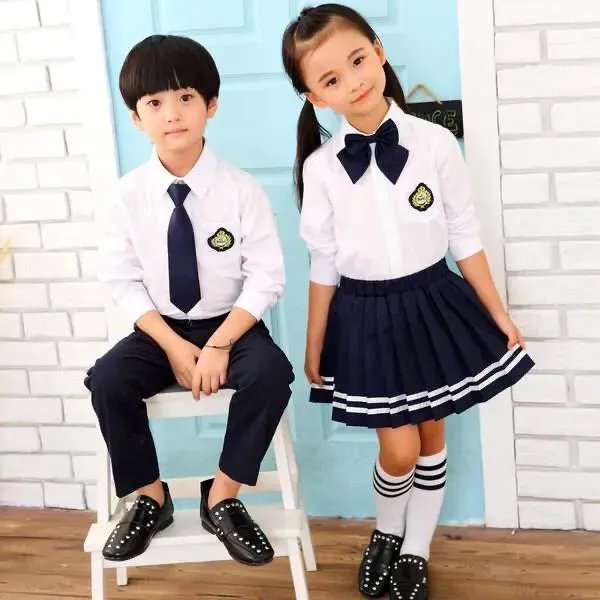 小学生撞私家车后留23元道歉,你怎么看?