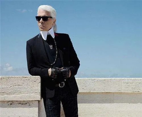 老佛爷去世后，那只继承了他21亿遗产的猫，如今生活得怎样？