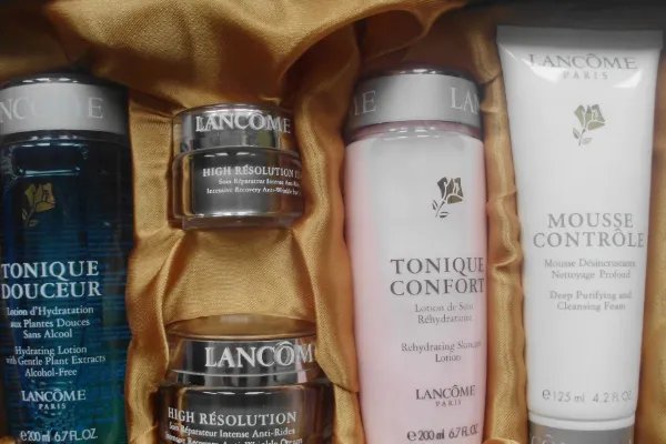 欧莱雅可以说是最大的化妆品公司，它旗下有哪些品牌呢？