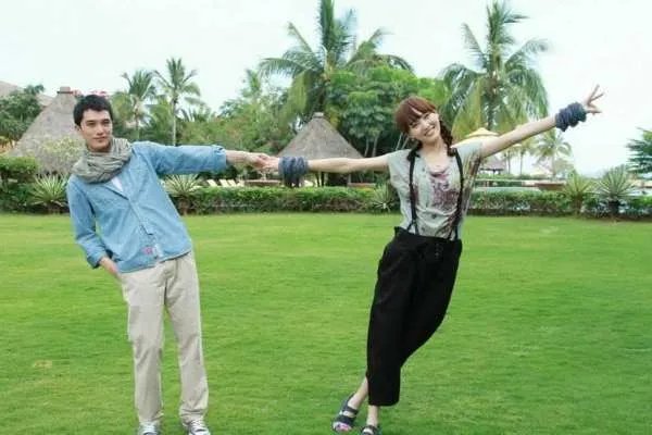 唐嫣、邱泽主演的偶像剧《爱情睡醒了》有没有甜到你?