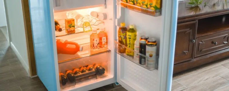 小冰箱一个月多少度电