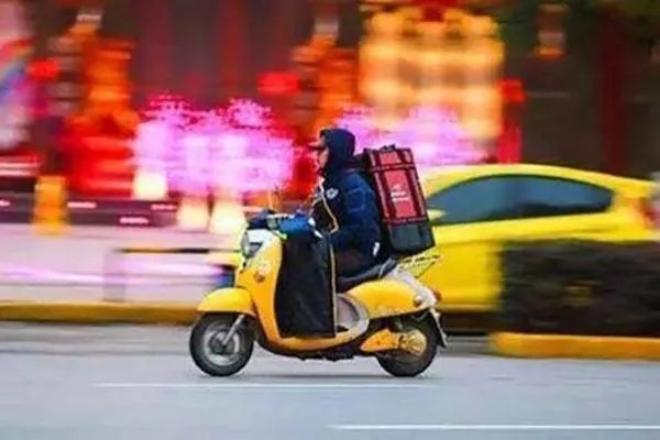 哪些跑腿平台不用买装备？