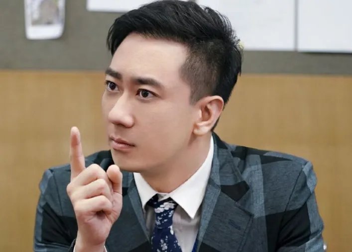 王自健前妻发文称谣言止于智者，她到底有没有家暴王自健？