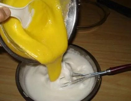 用微波炉怎么做蛋糕 微波炉做蛋糕的方法大全