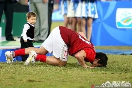 天体之王谢幕！36岁孔卡宣布退役，结束20年职业生涯，他是恒大史上最出色的外援吗？