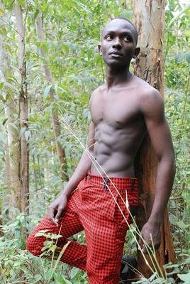 男生皮肤黑怎么变白