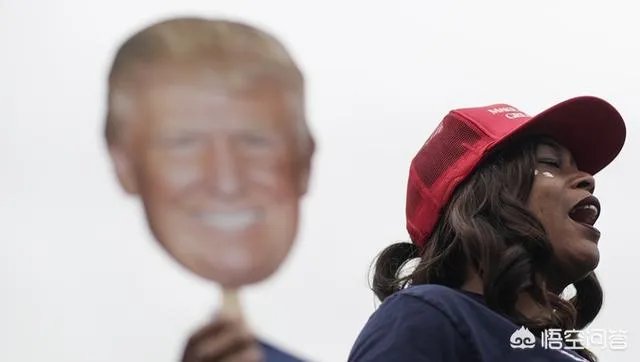 特朗普后院起火，面临弹劾，攻击叙利亚是转移视线吗？