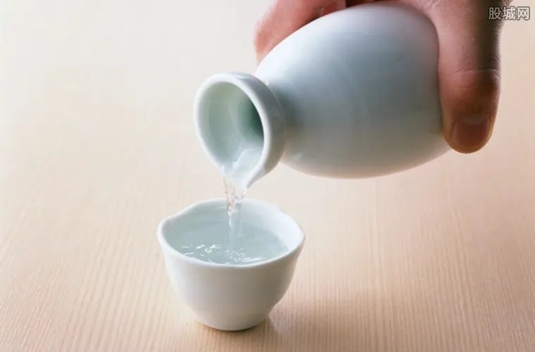 做白酒代理要多少钱 白酒销售好做吗