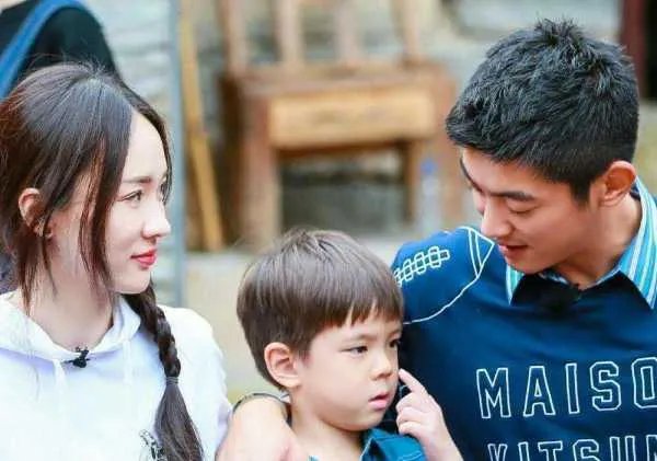 和弟弟恋爱甜不甜,哪些明星的姐弟恋告诉了你答案?