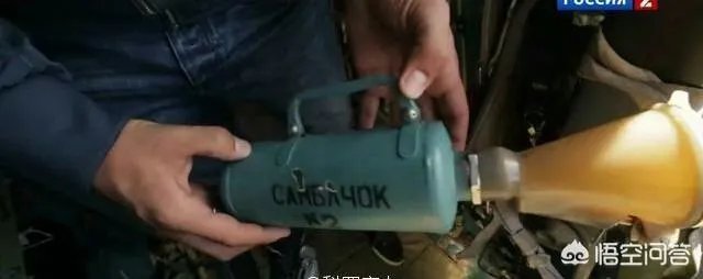 苏-32战斗轰炸机和苏-34战斗轰炸机有什么区别？