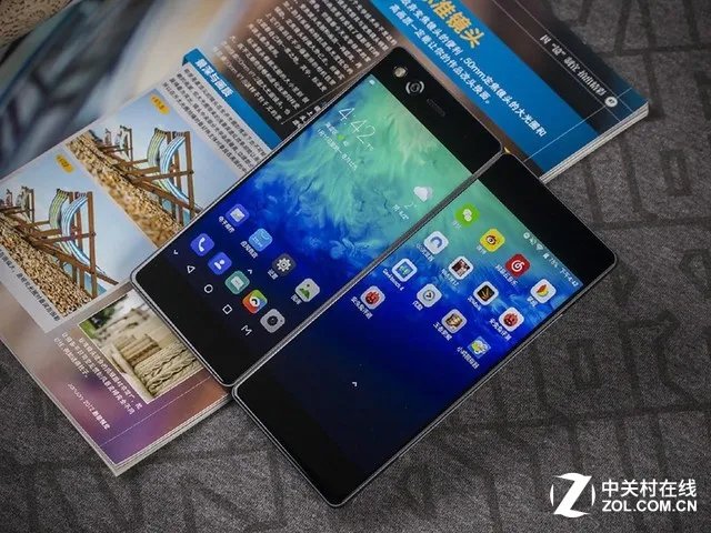 一部手机四种玩法 中兴天机Axon M热卖