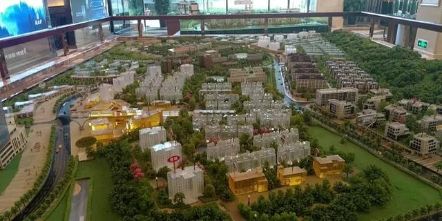 想在重庆主城买一套二手房，60-80万，三室的，请问哪里性价比高？