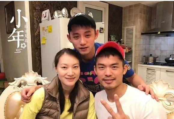 林丹谢杏芳这次同框是干嘛？