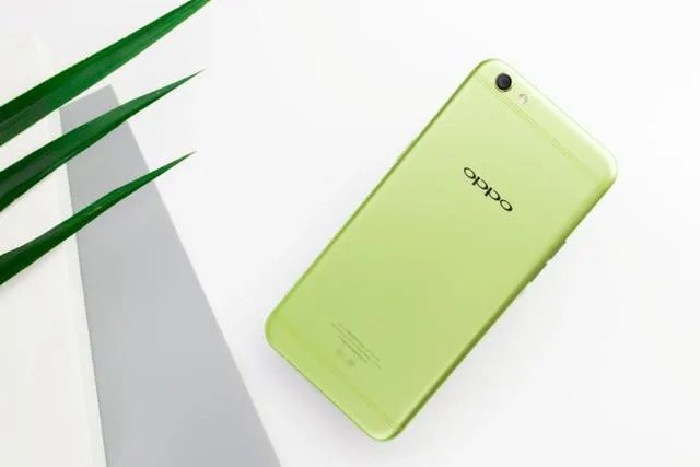 oppo拍照手机和vivo X9哪个好？
