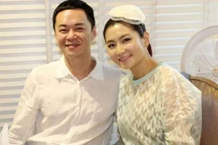 张承中尹馨分手，二人分手的原因是什么？