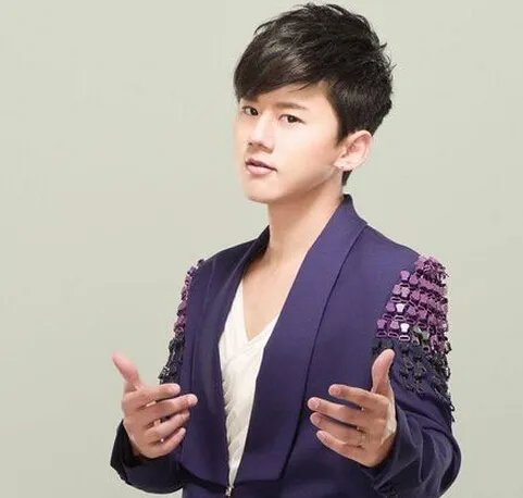 张杰个人档案及照片 与谢娜婚纱照曝光