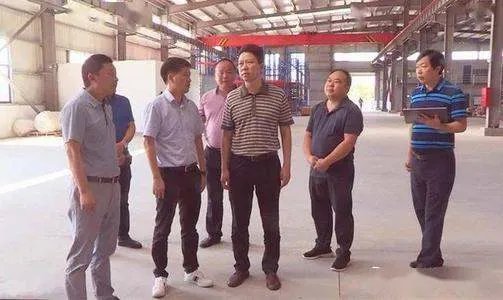 湖北经济学院强制要求男女混寝,该校对此有何回应?