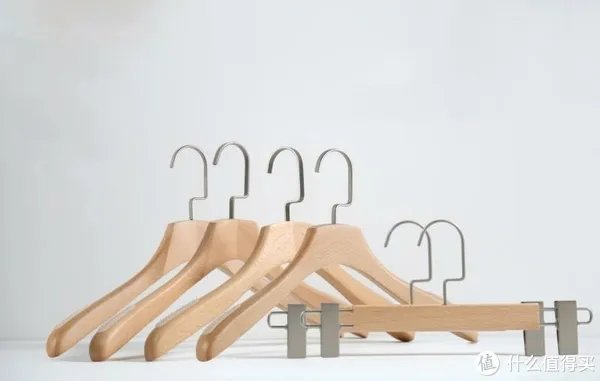 ​ 木头衣架，哪种木料好？--华恩衣架