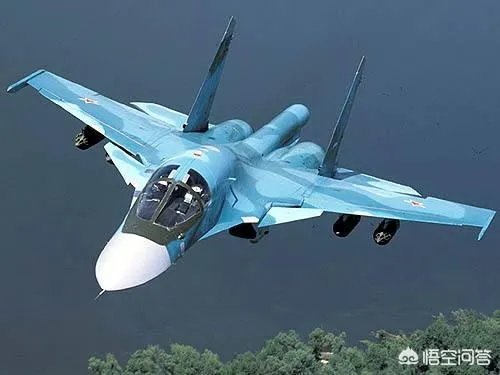 苏-32战斗轰炸机和苏-34战斗轰炸机有什么区别？