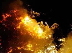 墨西哥首都地铁枢纽发生火灾，这样的意外事故通常是什么引起的？