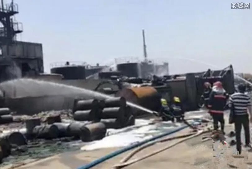 扬州化工厂火灾 大火波及相邻企业海辰公司损失掺重