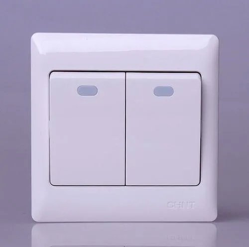 翘板开关怎么拆