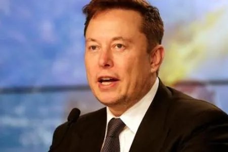 马斯克凭借SpaceX登顶全球首富，他为何那么有钱？